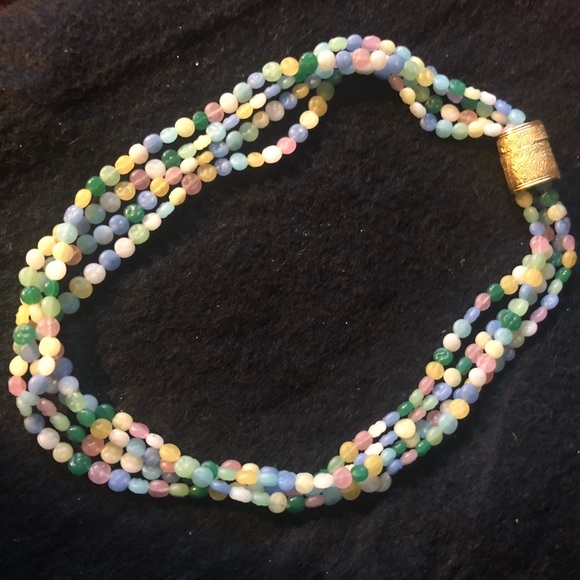 Vintage Beaded Layered Necklace - Picture 14 of 17